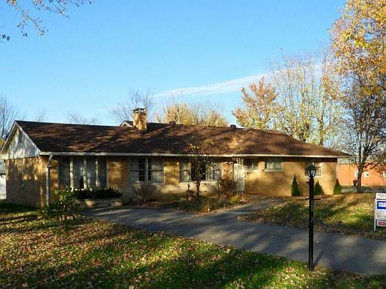 1st image of 2100 W Brady Ave
