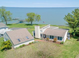 110 Haulover Cir, Montross, VA 22520