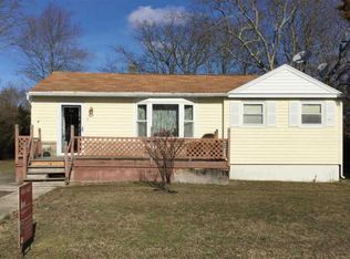 109 Woodpecker Rd, Egg Harbor Township, NJ 08234