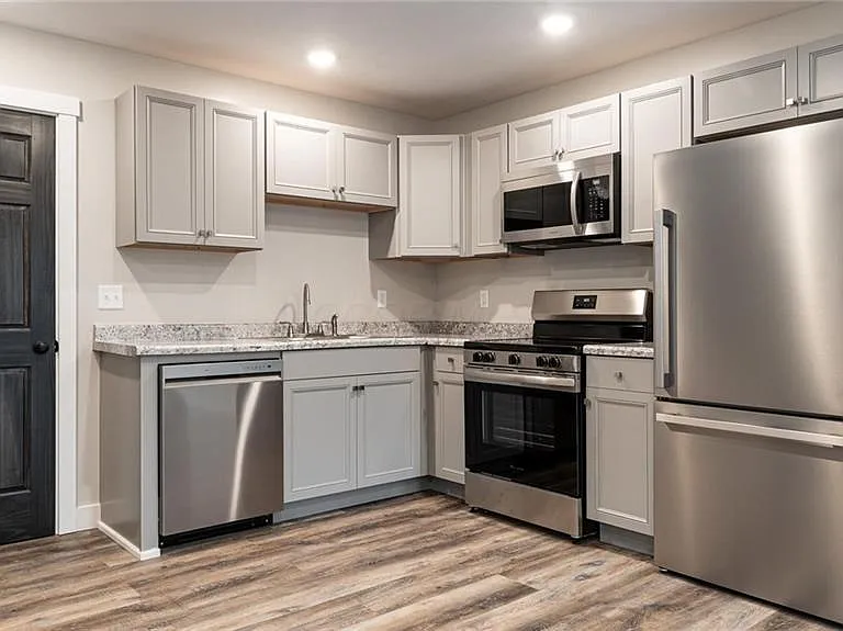 13134 Pine Rd NE #13134 — Photo 7