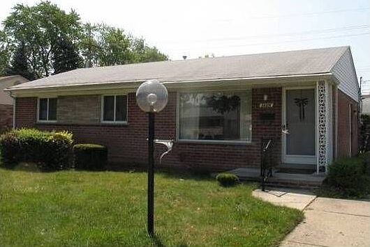 1st image of 34129 Majestic St