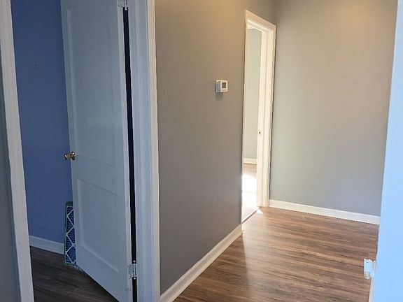 3rd image of 174 Mallory Dr