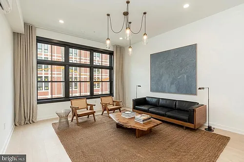 2414 Frankford Ave #5 Photo 1