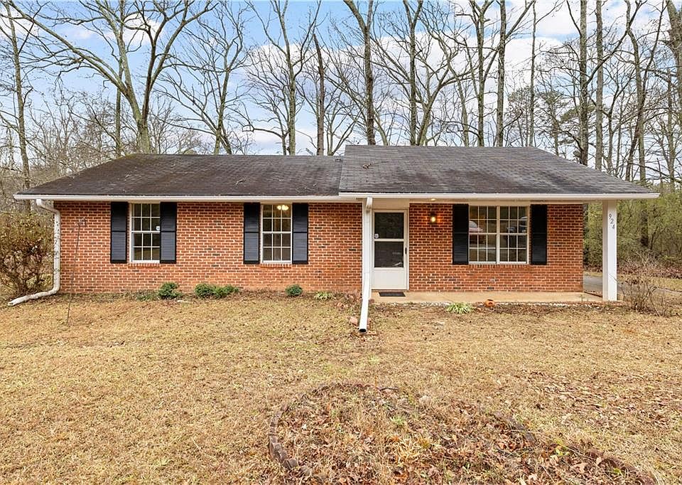 1st image of 924 Polk Rd