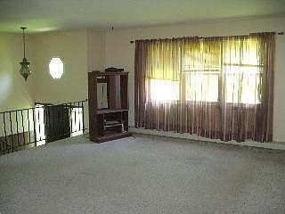 2nd image of 22 Pennington Dr