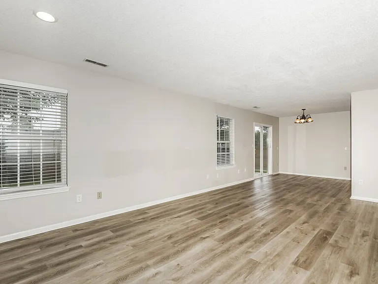 17814 Gasparilla Ct — Photo 5