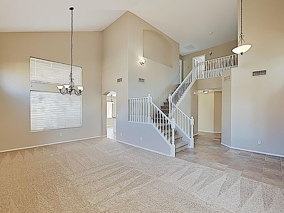 2nd image of 2431 E Augusta Ave