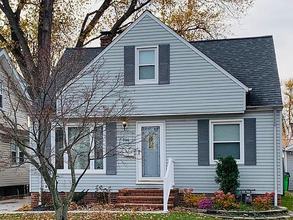 2nd image of 396 E 324th St
