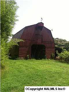 2nd image of 467 Bowles Bridge Rd