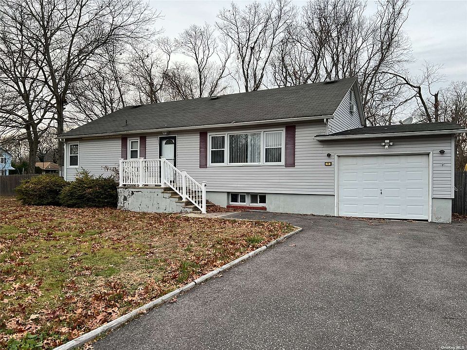 19 Stuart Road, Shirley, NY 11967 Zillow