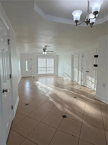 3 bed, 2.0 bath, 1500 sqft, $1,900 — Photo 3