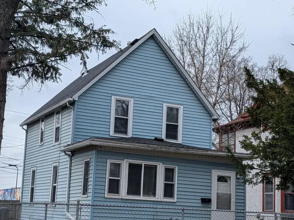 2003 Willow Ave N, Minneapolis, MN 55411