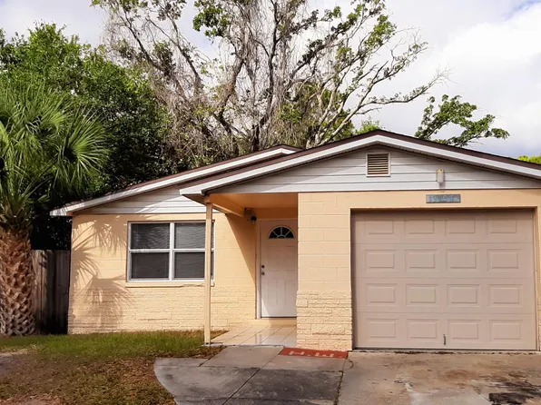 13104 120th St, Seminole, FL 33778