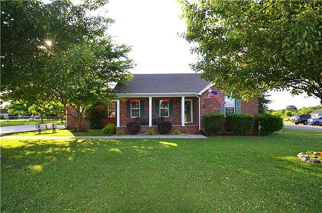 1st image of 112 Stockton Dr