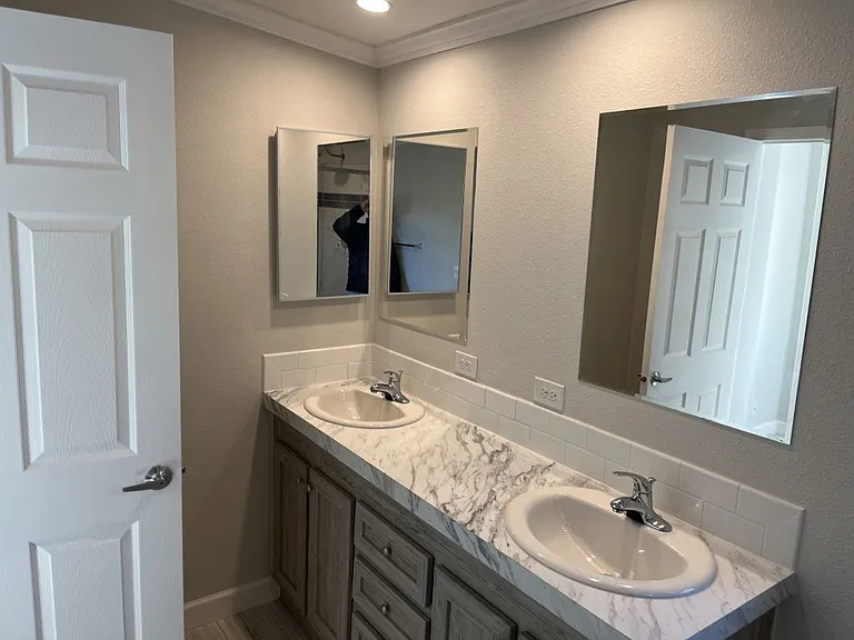 331 Peck St #116 — Photo 5