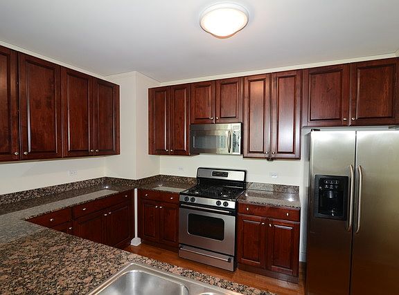 2nd image of 201 N Westshore Dr #P-3
