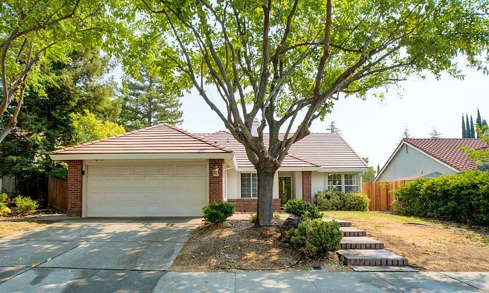 1st image of 596 Rambleton Dr