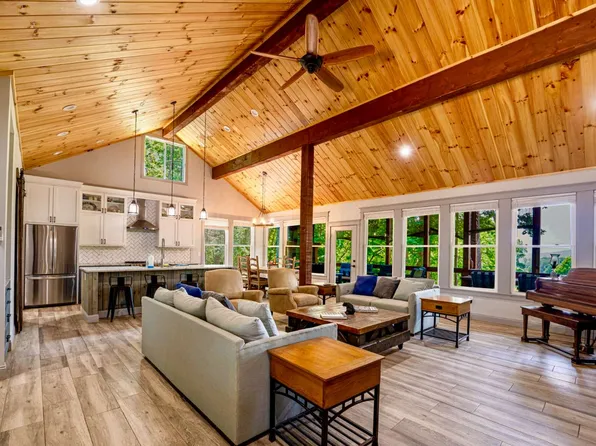 275 Covered Bridge Rd, Blairsville, GA 30512