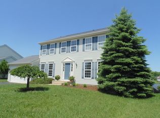 6716 Homestead Dr, McHenry, IL 60050