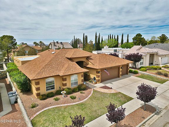 2nd image of 1309 Desert Canyon Dr