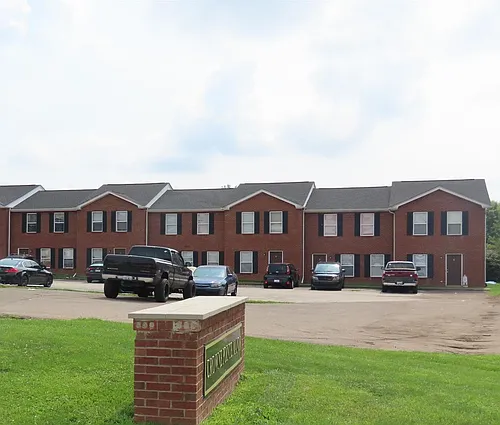 1117 Crown Pointe Dr Photo 1