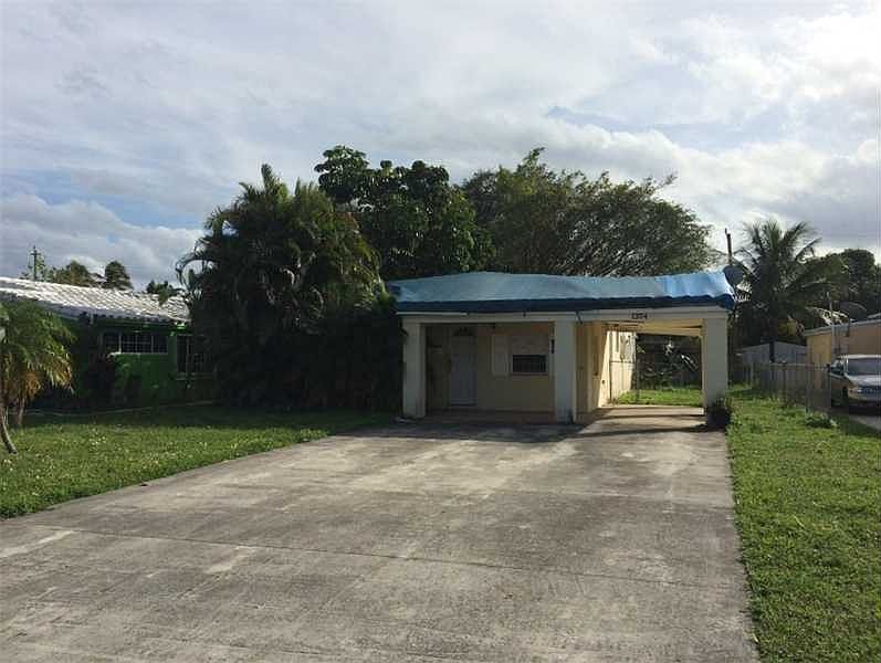 1st image of 1374 NE 178th St