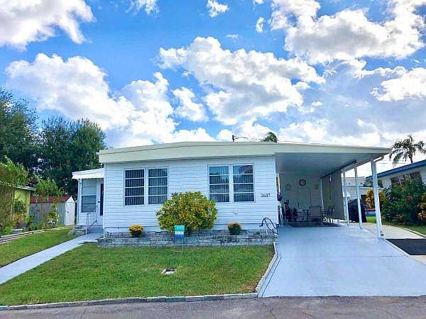 1st image of 2637 Japonica Dr