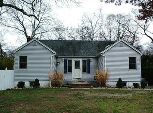 9 Xylo Rd, Rocky Point, NY 11778