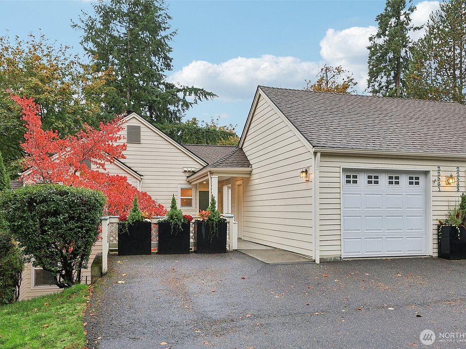 1st image of 22561 SE 42nd Terrace #2211
