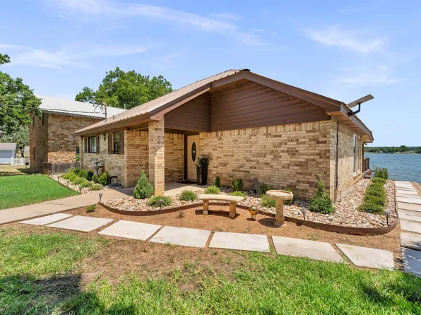 386 Lake Loop, Tow, TX 78672