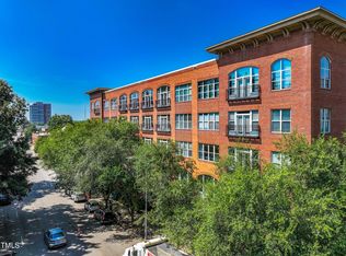 200 S Dawson St APT 106, Raleigh, NC 27601