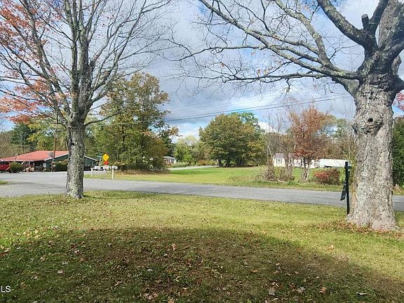 3rd image of 231 Stone Bridge Rd