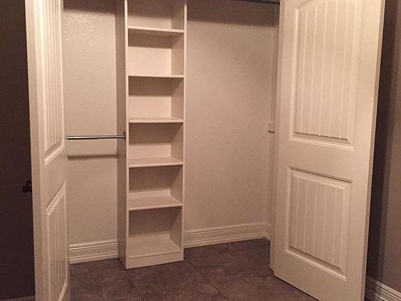 4th image of 2414 Rivermont Cir #18