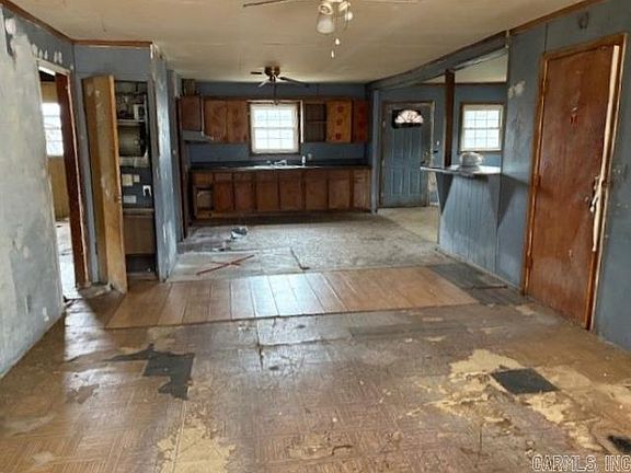 2nd image of 1202 Grand Ave