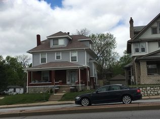 3236 Summit St, Kansas City, MO 64111