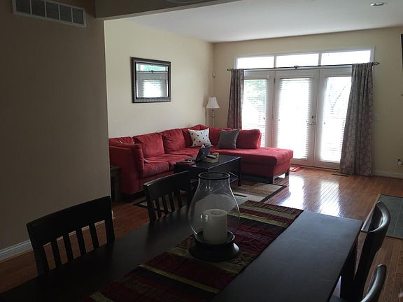 3rd image of 2546 Cleinview Ave