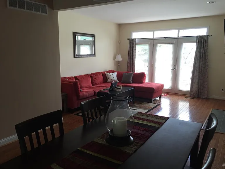 2546 Cleinview Ave — Photo 3