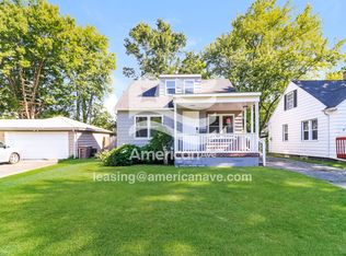 104 W Princeton Ave, Pontiac, MI 48340