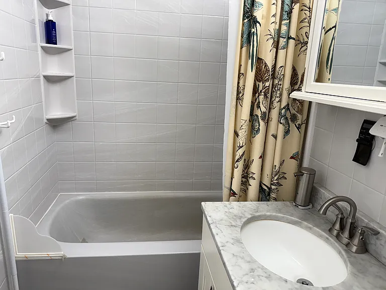 175 Maple Ave #4J — Photo 12