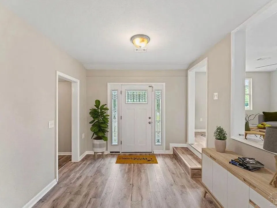 302 Alba Plena Ave