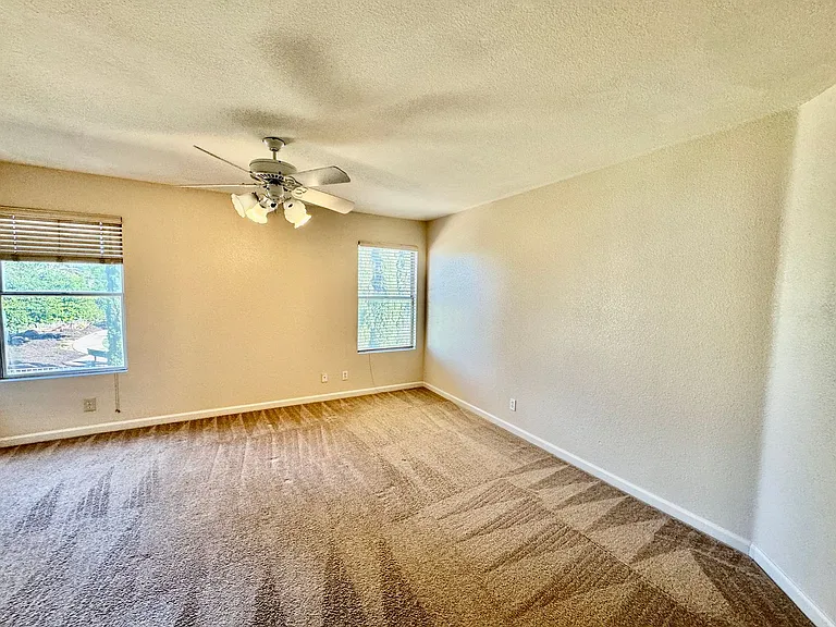 2675 Merganser Ct — Photo 9
