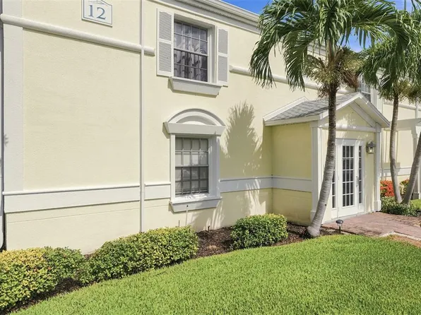 4725 Coquina Key Dr SE APT D, Saint Petersburg, FL 33705