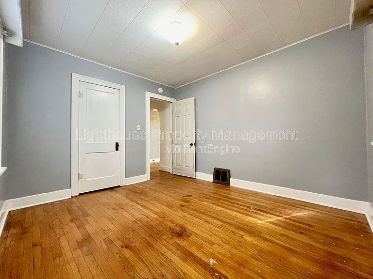 1183 Emerson Ave — Photo 13