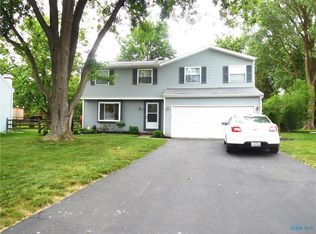 5646 Pheasant Hollow Dr, Toledo, OH 43615