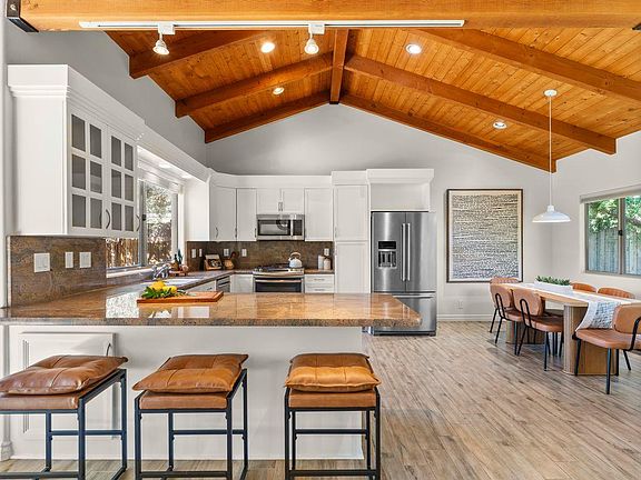 2nd image of 507 Gridley Rd