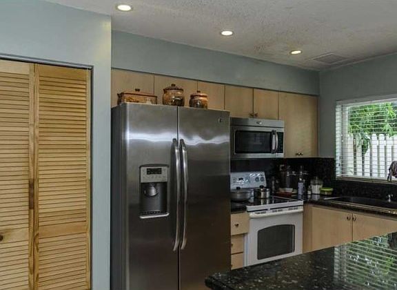 5th image of 6512 Kendale Lakes Dr APT 904