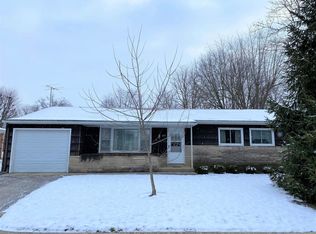 107 Canterbury Ct, London, OH 43140