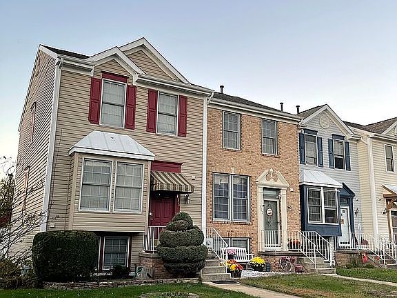 4th image of 117 Armerina Dr