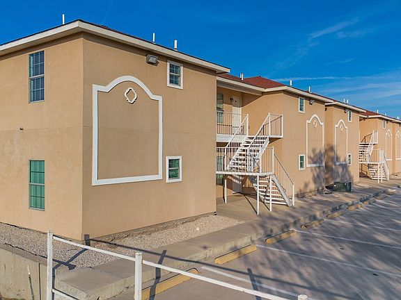 2nd image of 391 Riverside Dr