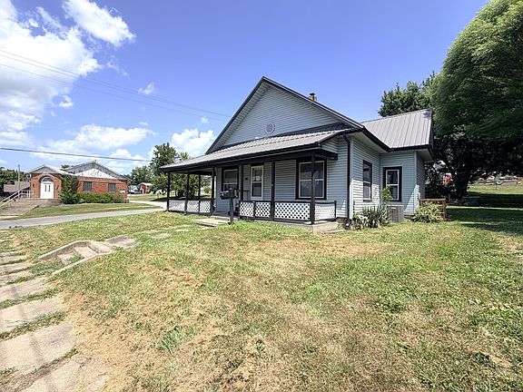 3rd image of 601 S 12th St